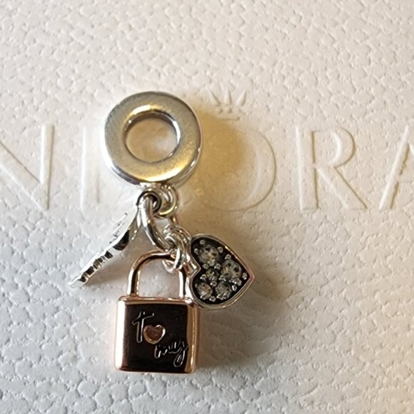 Pandora Two-tone Key, Padlock & Heart Triple Dangle Charm - Picture 3 of 8